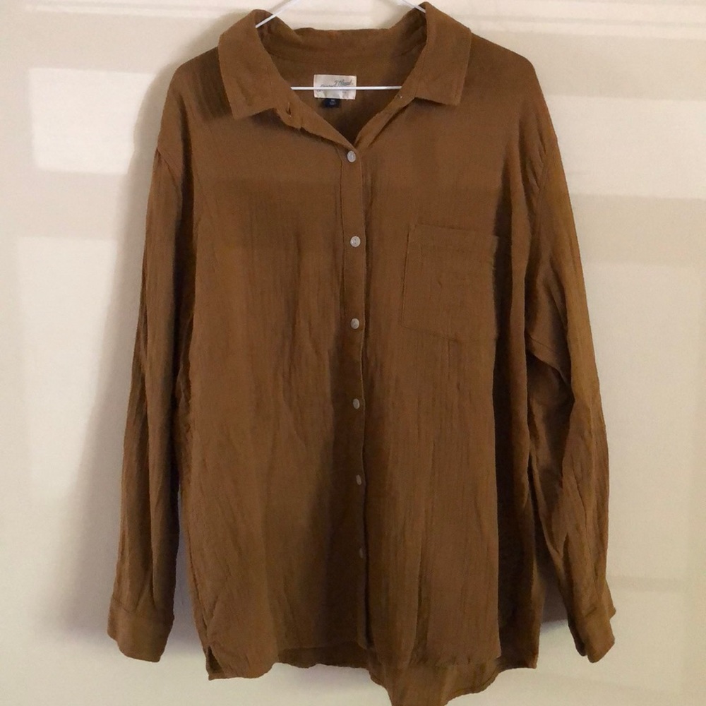 Universal Thread brown button down top